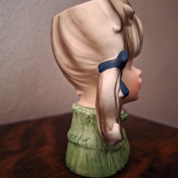 Vintage Teen Head Vase - Picture 4 of 8